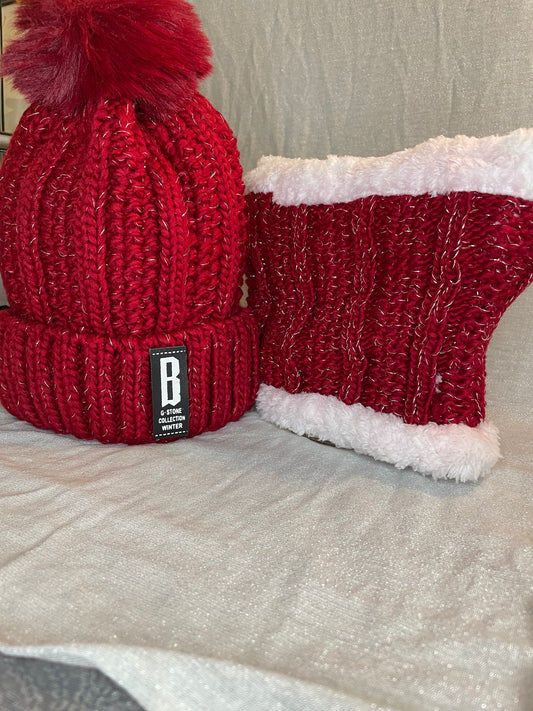 Knitted Beanie with Scarf