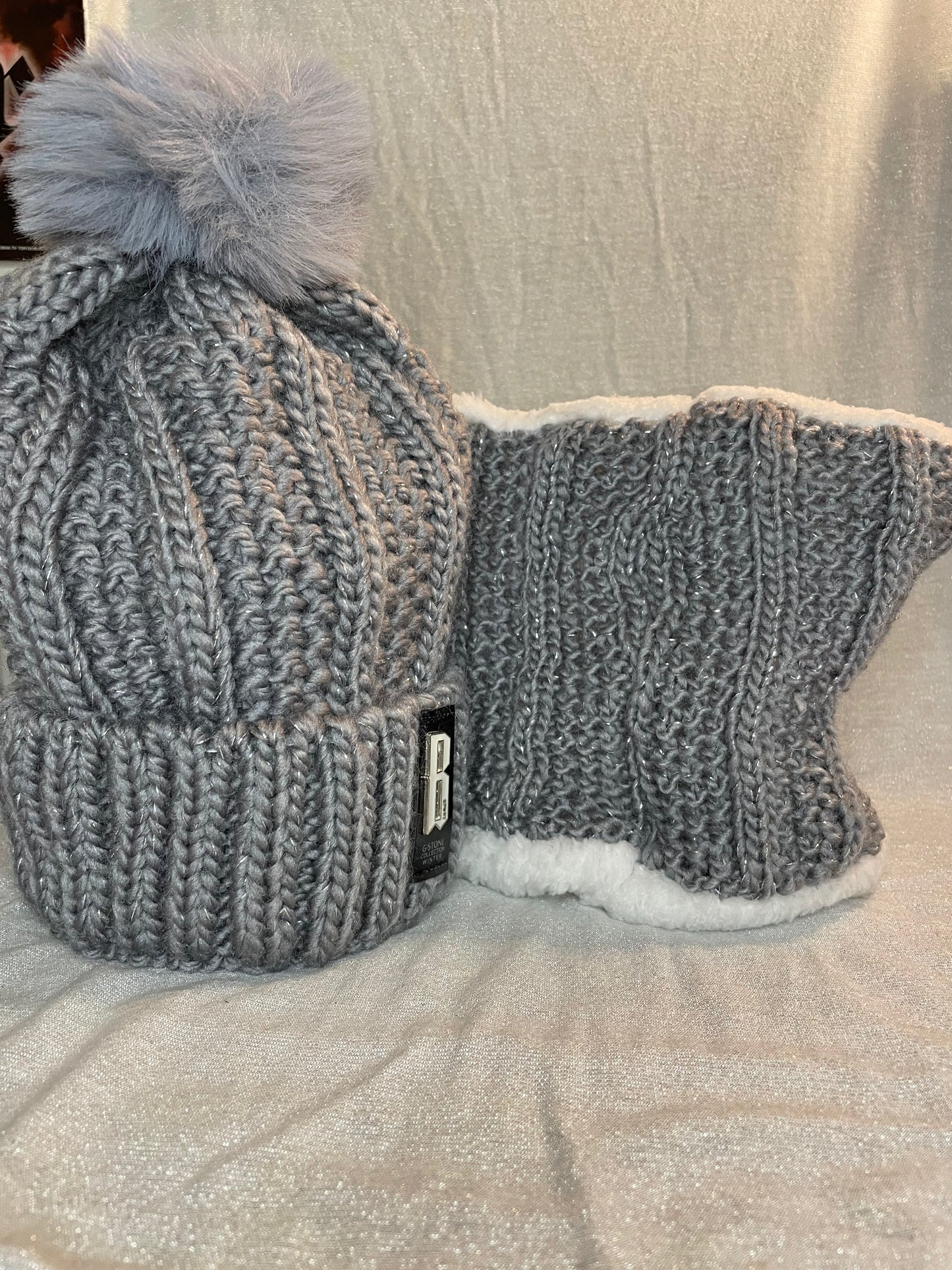 Knitted Beanie with Scarf